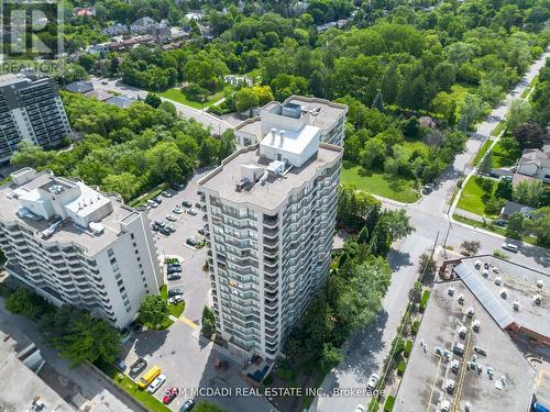 1105 - 75 KING STREET E  Mississauga, ON L5A 4G5