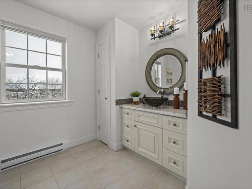 39 Stirling Avenue, Wolfville, NS 