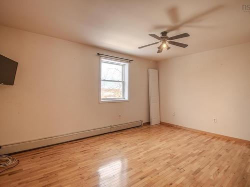 209 Champlain Avenue, Sydney, NS 