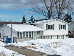 209 Champlain Avenue  Sydney, NS B1P 6P9