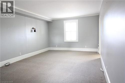 Living Room - 1076 King Road, Burlington, ON - Indoor Photo Showing Other Room