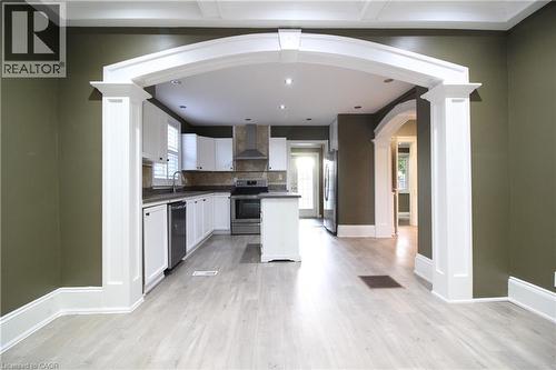 Dining Room - 1076 King Road, Burlington, ON - Indoor Photo Showing Kitchen