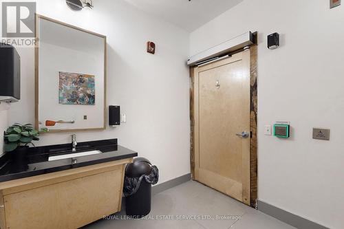6 - 399 Elizabeth Street, Burlington, ON 