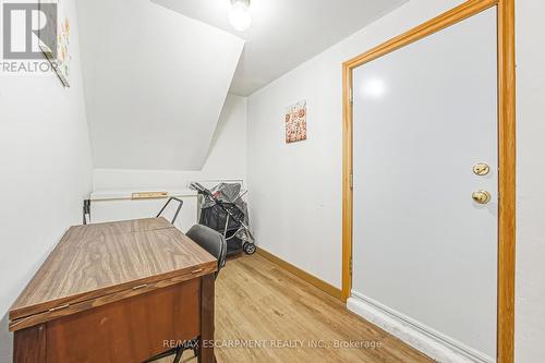 26 Quaker Crescent, Hamilton, ON - Indoor Photo Showing Other Room
