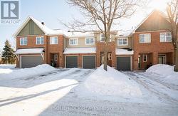 416 CACHE BAY CRESCENT  Ottawa, ON K1T 4H3