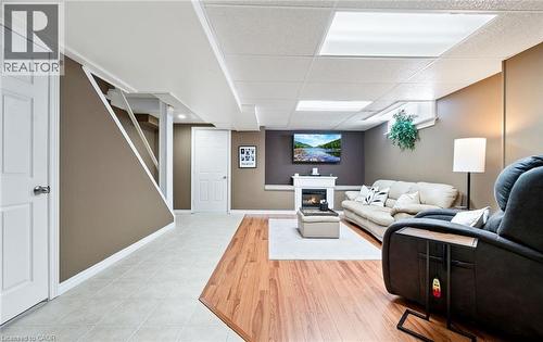 39 Colonial Crescent, Grimsby, ON - Indoor