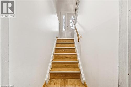 26 Quaker Crescent, Hamilton, ON - Indoor Photo Showing Other Room