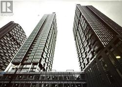 1404 - 1 QUARRINGTON LANE  Toronto, ON M3C 0S4