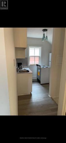 70 Wellington Street S, Hamilton, ON - Indoor