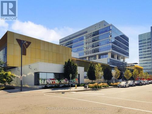 3502 - 898 Portage Parkway, Vaughan, ON - Outdoor With Balcony