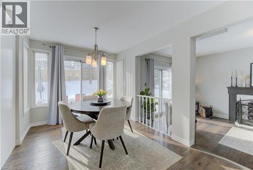 456 Oakfield Court, Waterloo, ON - Indoor Photo Showing Dining Room