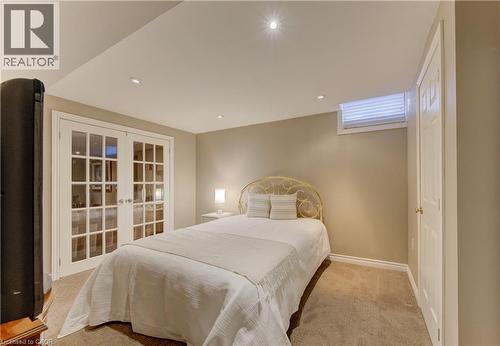 456 Oakfield Court, Waterloo, ON - Indoor Photo Showing Bedroom