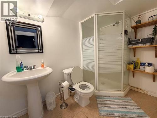 684 Jacob Lane, Waterloo, ON - Indoor Photo Showing Bathroom