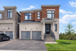 71 Maple Fields Circle  Aurora, ON L4G 3X6