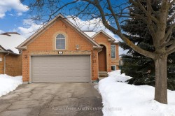 57 Royal Orchard Drive Brampton, ON L6X 4M5