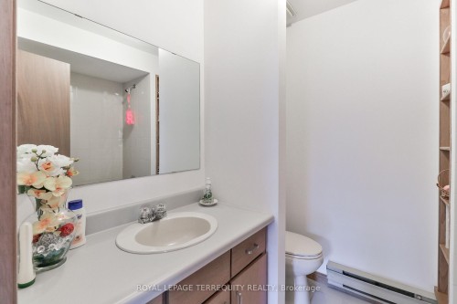 46 Stocco Circle, Tiny, ON - Indoor Photo Showing Bathroom