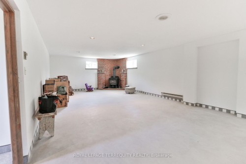 46 Stocco Circle, Tiny, ON - Indoor Photo Showing Other Room