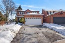 3591 Kelso Crescent, Mississauga, ON  - Outdoor With Facade 