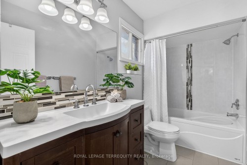 3591 Kelso Crescent, Mississauga, ON - Indoor Photo Showing Bathroom