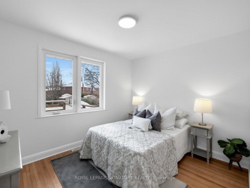 732 Melton Drive, Mississauga, ON - Indoor Photo Showing Bedroom