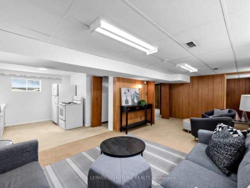 732 Melton Drive, Mississauga, ON - Indoor Photo Showing Basement