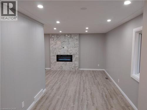 8 Noel Crescent Unit# A, Kitchener, ON - Indoor