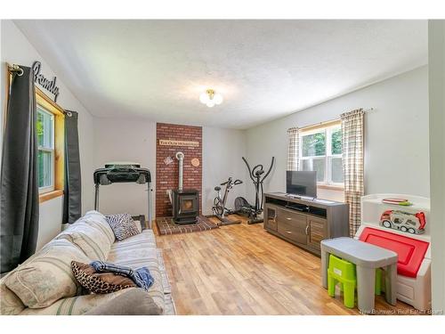 51 Main St, Stanley, NB 