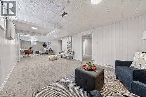 5 Mountbatten Drive, Hamilton, ON - Indoor