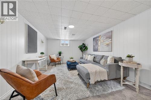 5 Mountbatten Drive, Hamilton, ON - Indoor