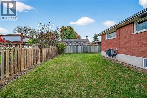 5 Mountbatten Drive, Hamilton, ON - Outdoor