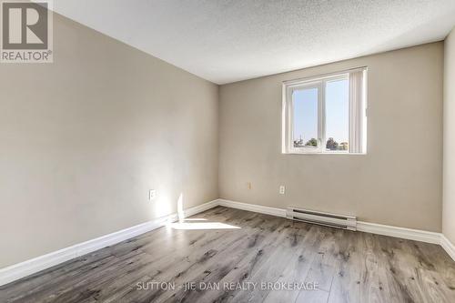 203 - 77 Baseline Road W, London South (South E), ON - Indoor Photo Showing Other Room