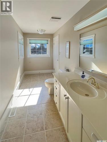 1219 River Street E, Prince Albert, SK - Indoor Photo Showing Bathroom