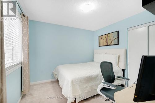 916 Burrows Gate, Milton, ON - Indoor Photo Showing Bedroom
