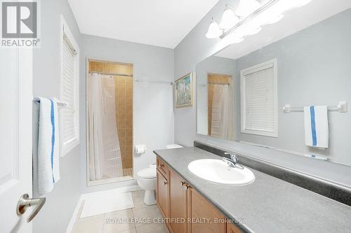 916 Burrows Gate, Milton, ON - Indoor Photo Showing Bathroom