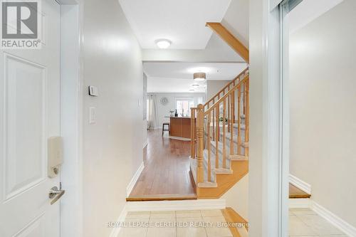 916 Burrows Gate, Milton, ON - Indoor Photo Showing Other Room