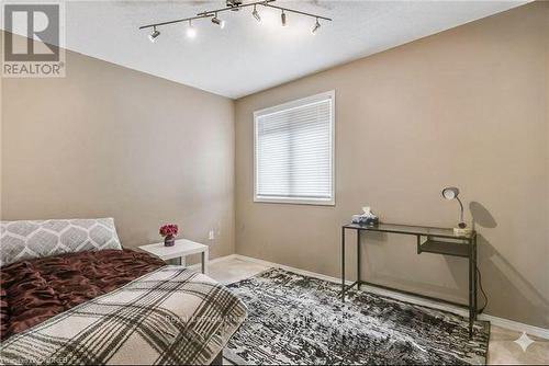 44 Corbett Street, Cambridge, ON - Indoor Photo Showing Bedroom