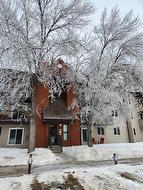 2207 1048 Bairdmore Boulevard  Winnipeg, MB R3T 5J7