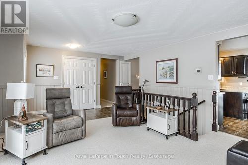 19 Maplegate Road, Tiny (Wyevale), ON - Indoor