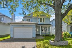 310 MCEACHERN CRESCENT Ottawa, ON K1E 3K2
