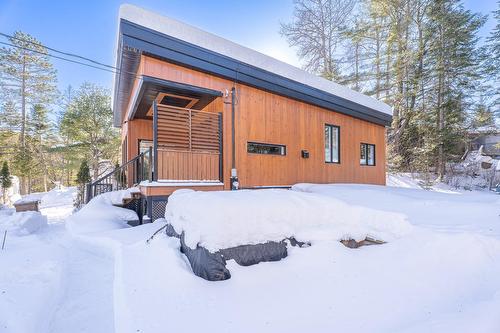 1946 Ch. de Deauville  Sainte-Adèle, QC J8B 2B2