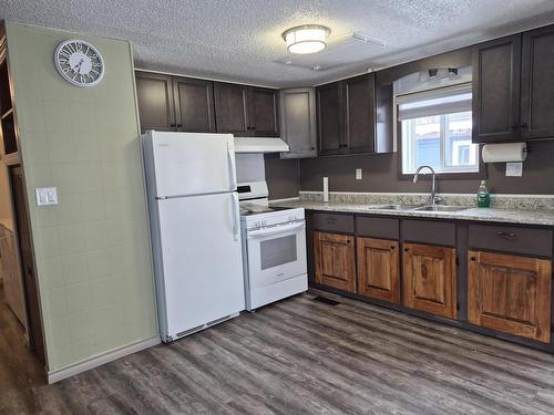 66 Jackson Crescent, Marathon, ON 
