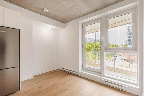 Salon - 405-100 Rue Murray, Montréal (Le Sud-Ouest), QC - Indoor Photo Showing Other Room