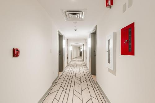 Hall d'entrée/Vestibule - 405-100 Rue Murray, Montréal (Le Sud-Ouest), QC - Indoor Photo Showing Other Room