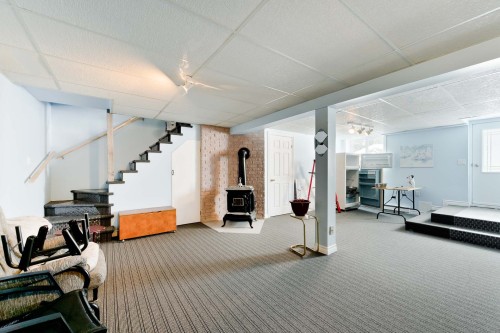 Salle familiale - 36 Rue De Barnston, Coaticook, QC - Indoor