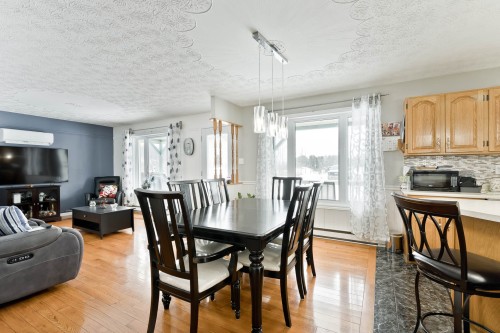 Salle à manger - 36 Rue De Barnston, Coaticook, QC - Indoor Photo Showing Dining Room