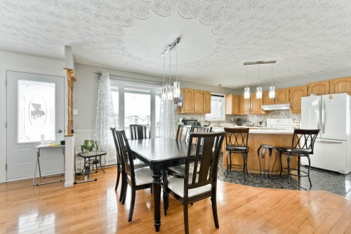 Salle à manger - 36 Rue De Barnston, Coaticook, QC - Indoor Photo Showing Dining Room