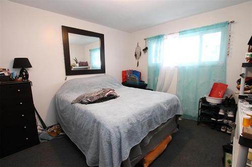 72 Hallet St, Winnipeg, MB 