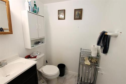 72 Hallet St, Winnipeg, MB 