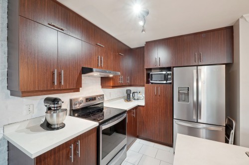 Kitchen - 201-9108 Rue Notre-Dame E., Montréal (Mercier/Hochelaga-Maisonneuve), QC - Indoor Photo Showing Kitchen