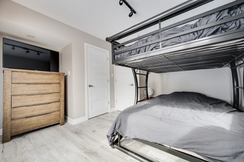 Chambre à coucher - 544 Ch. Du Skieur, Piedmont, QC - Indoor Photo Showing Bedroom